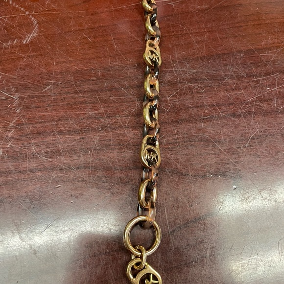Michael Kors tortoise bracelet - Picture 3 of 4